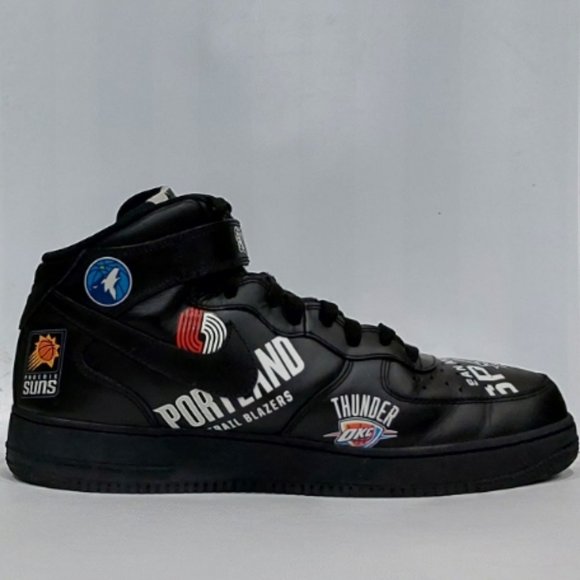 ?ICONIC? Nike Air Force 1 Mid Supreme NBA Black